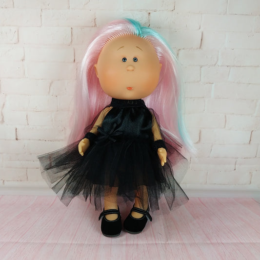 Doll Mia 12'' Vinyl Dressed Girl from Nines d'Onil