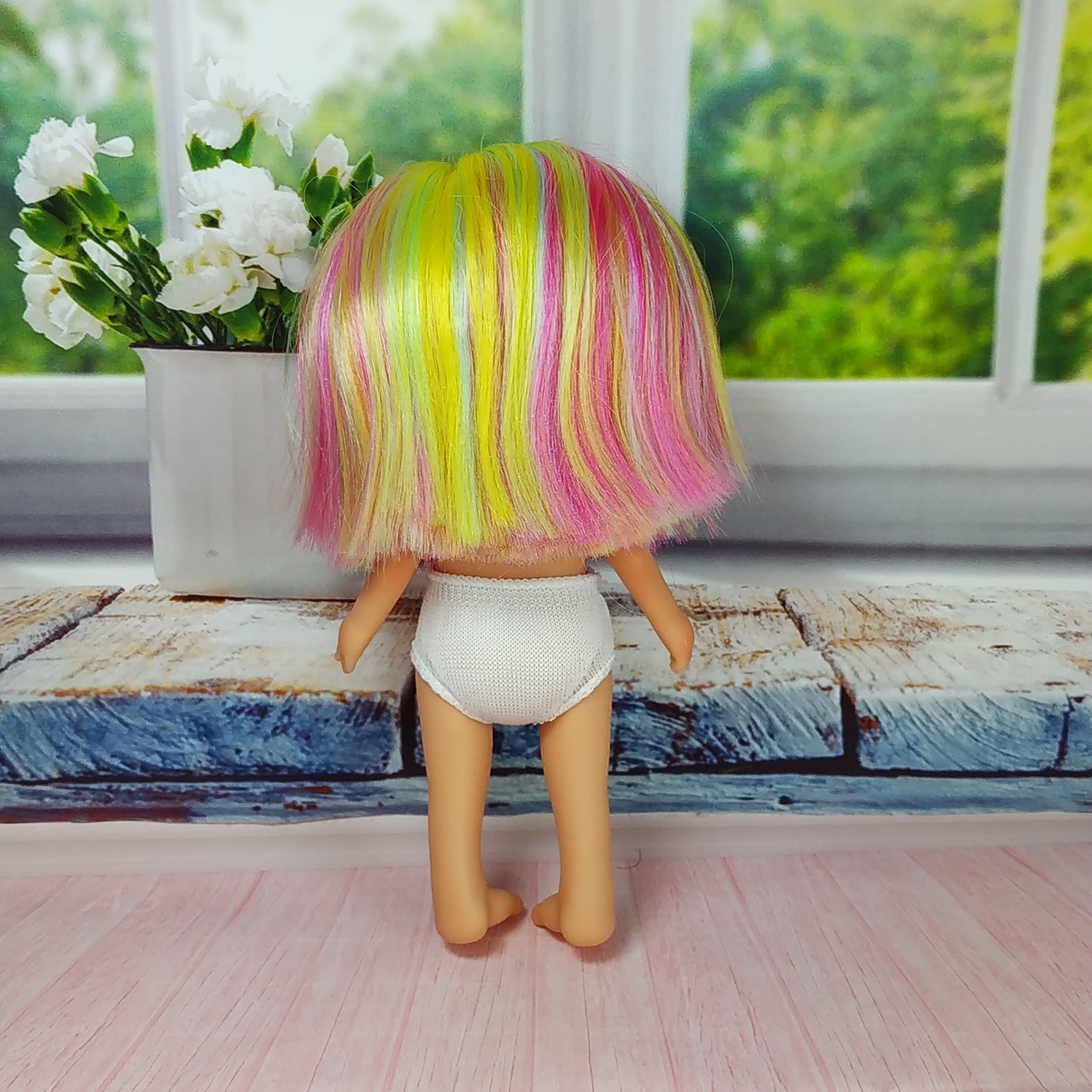 Mini Doll Mia 9'' NO OUTFITS