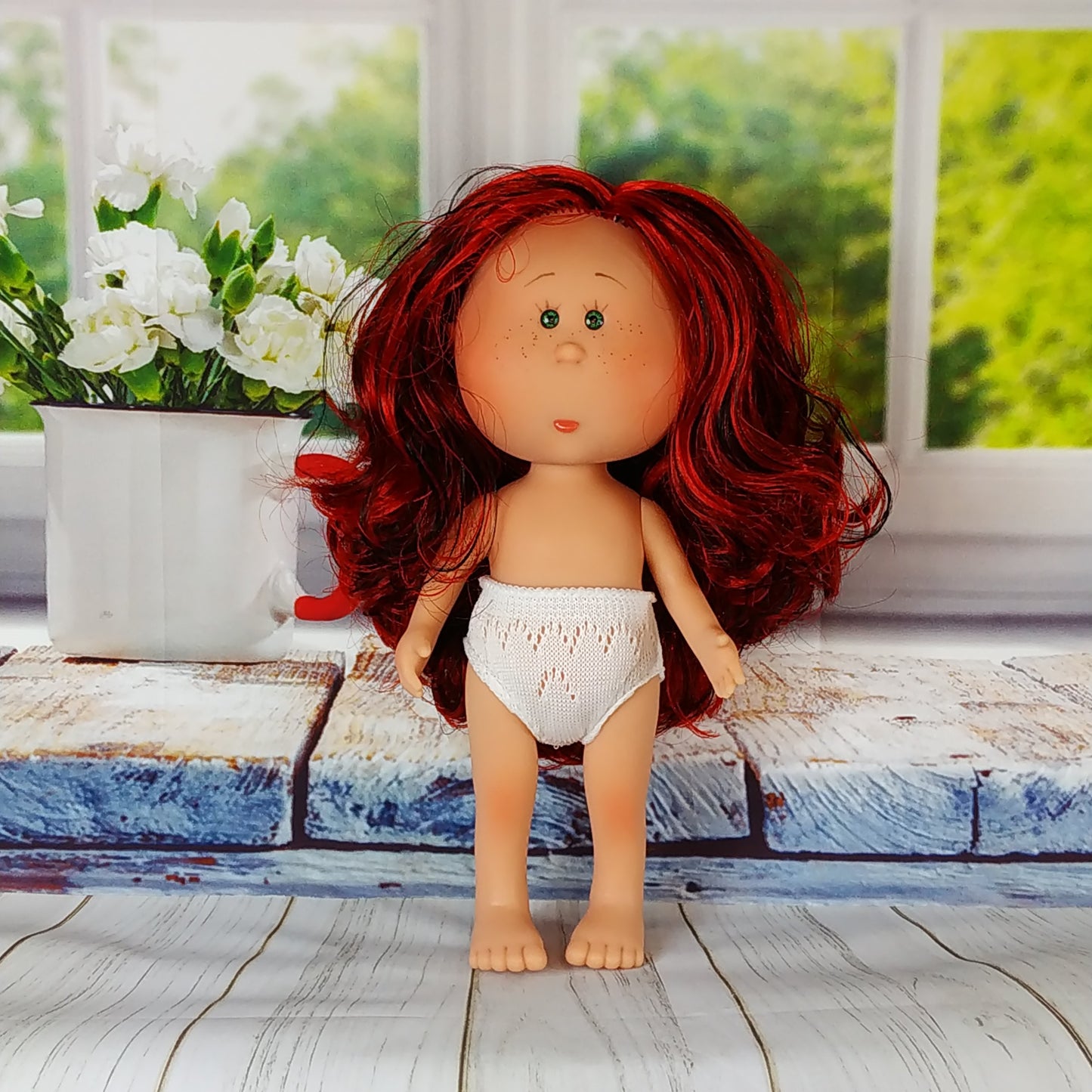 Mini Doll Mia 9 '' NO OUTFITS