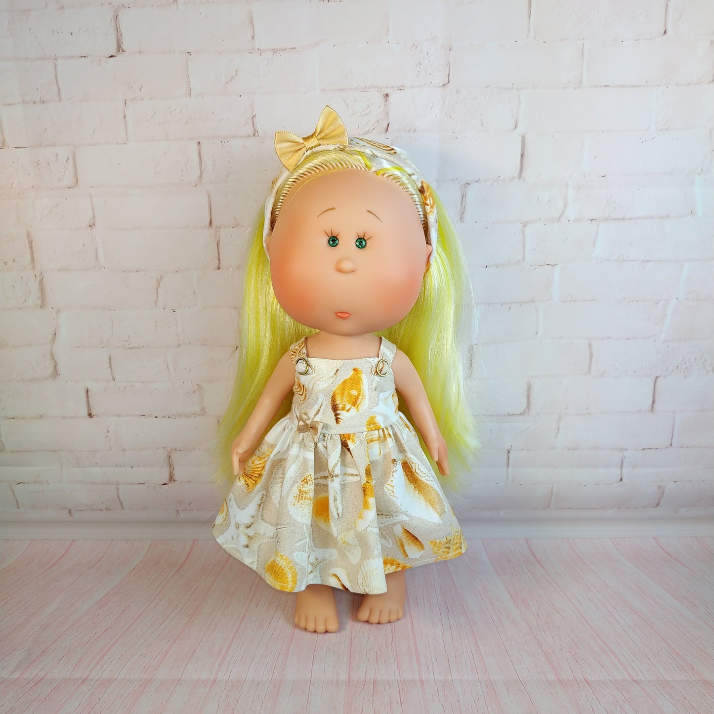 Sea Shell Doll Mia Yellow  Haired 12'' Vinyl Dolls (