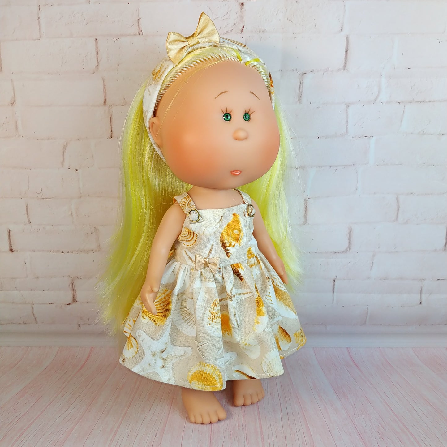 Sea Shell Doll Mia Yellow  Haired 12'' Vinyl Dolls (