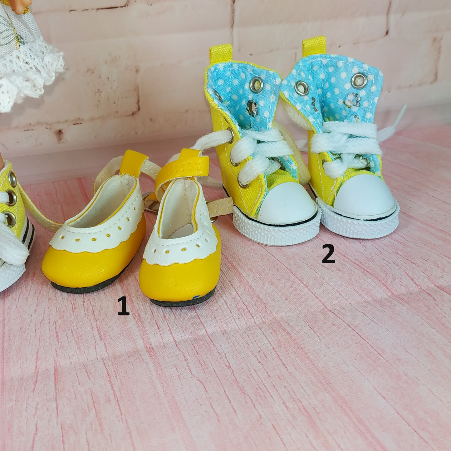 Yellow Shoes for Mini Doll Mia 9''